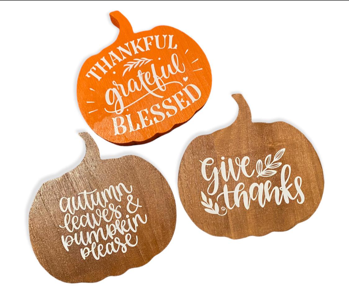 Pumpkin Stand Up Decor Sign